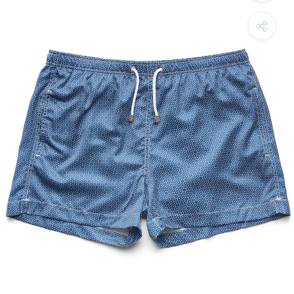 Men’s Marwida Swim Shorts Blue Coral Size M NWT - Picture 1 of 4